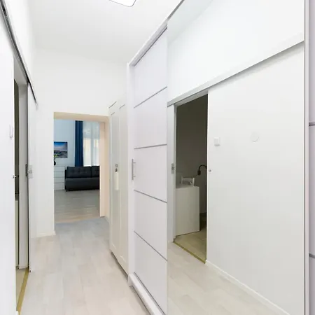 Apartment Marvelous Marble Mansion With Sauna